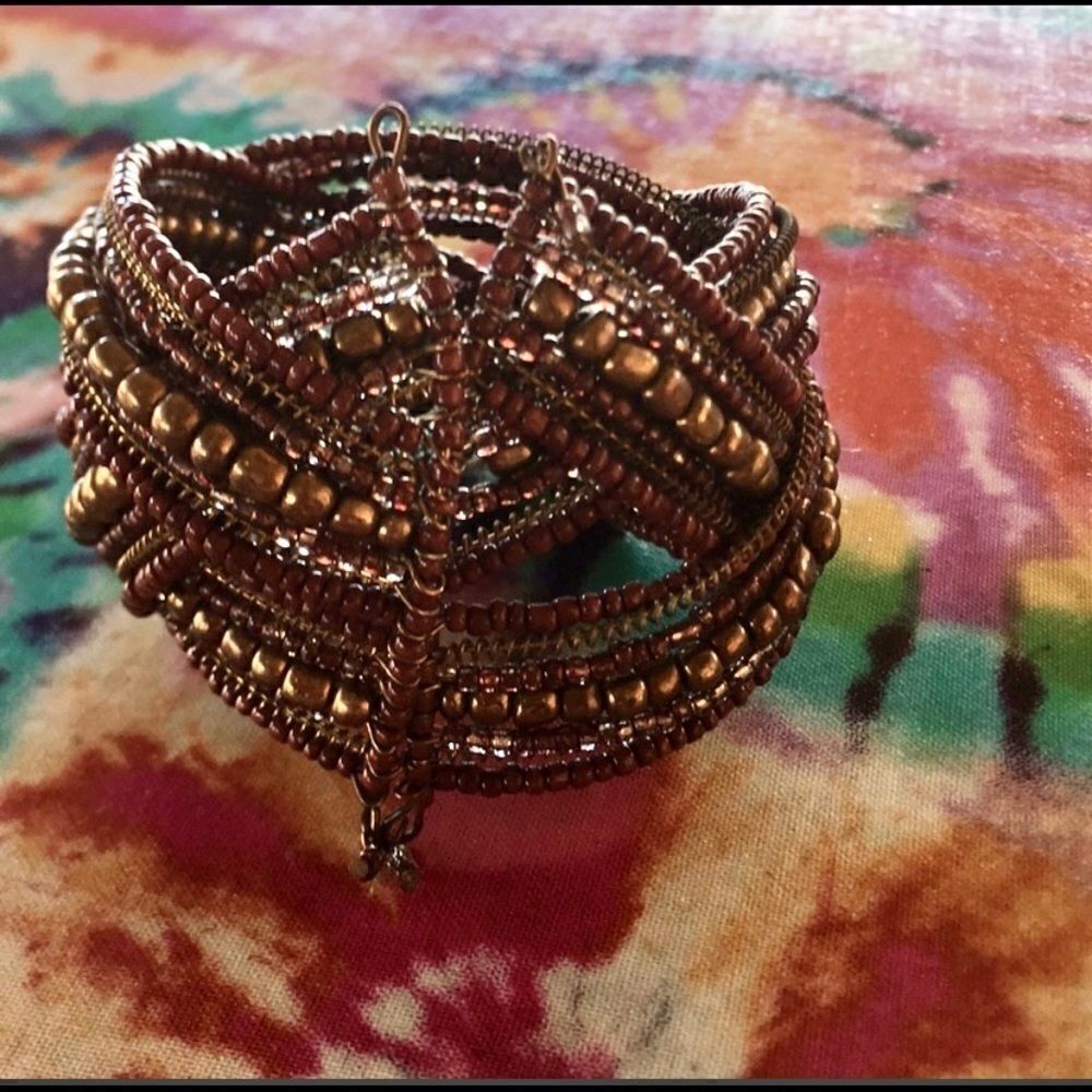 4 Wire memory bracelets bundle - Picture 9 of 9